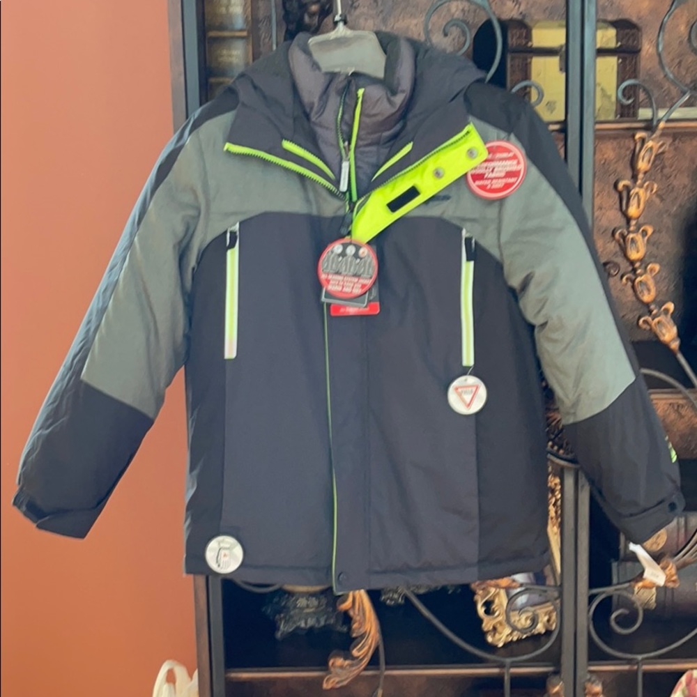 NWT winter coat-2 separate coats in one!